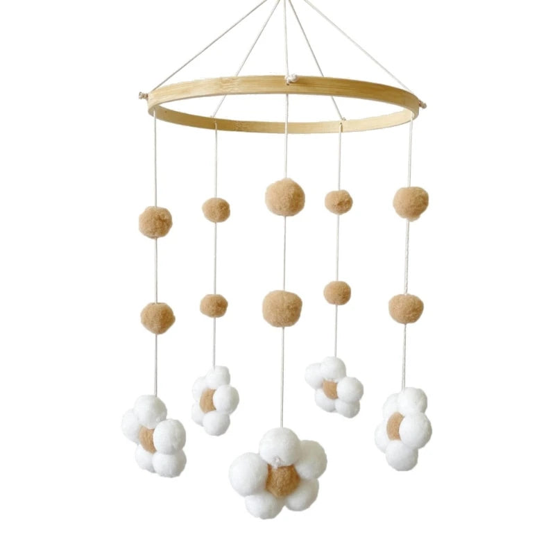 Mobiel met Vilten Bloemen Hangers caramel