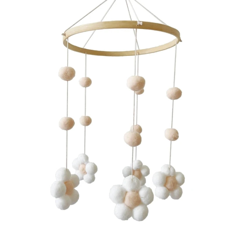 Mobiel met Vilten Bloemen Hangers perzik