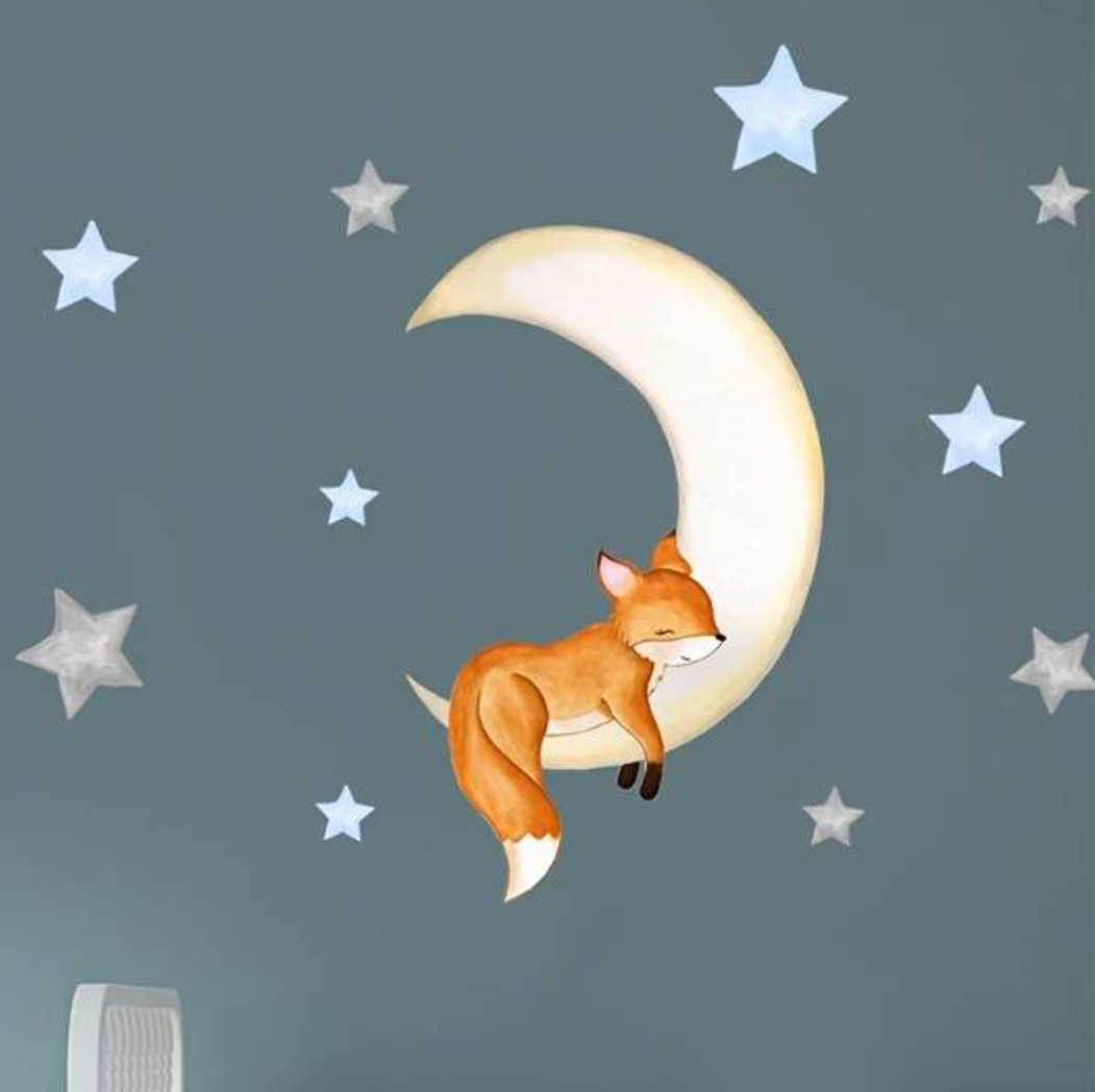 Muursticker 'Slapend Vosje op Maan' sfeer
