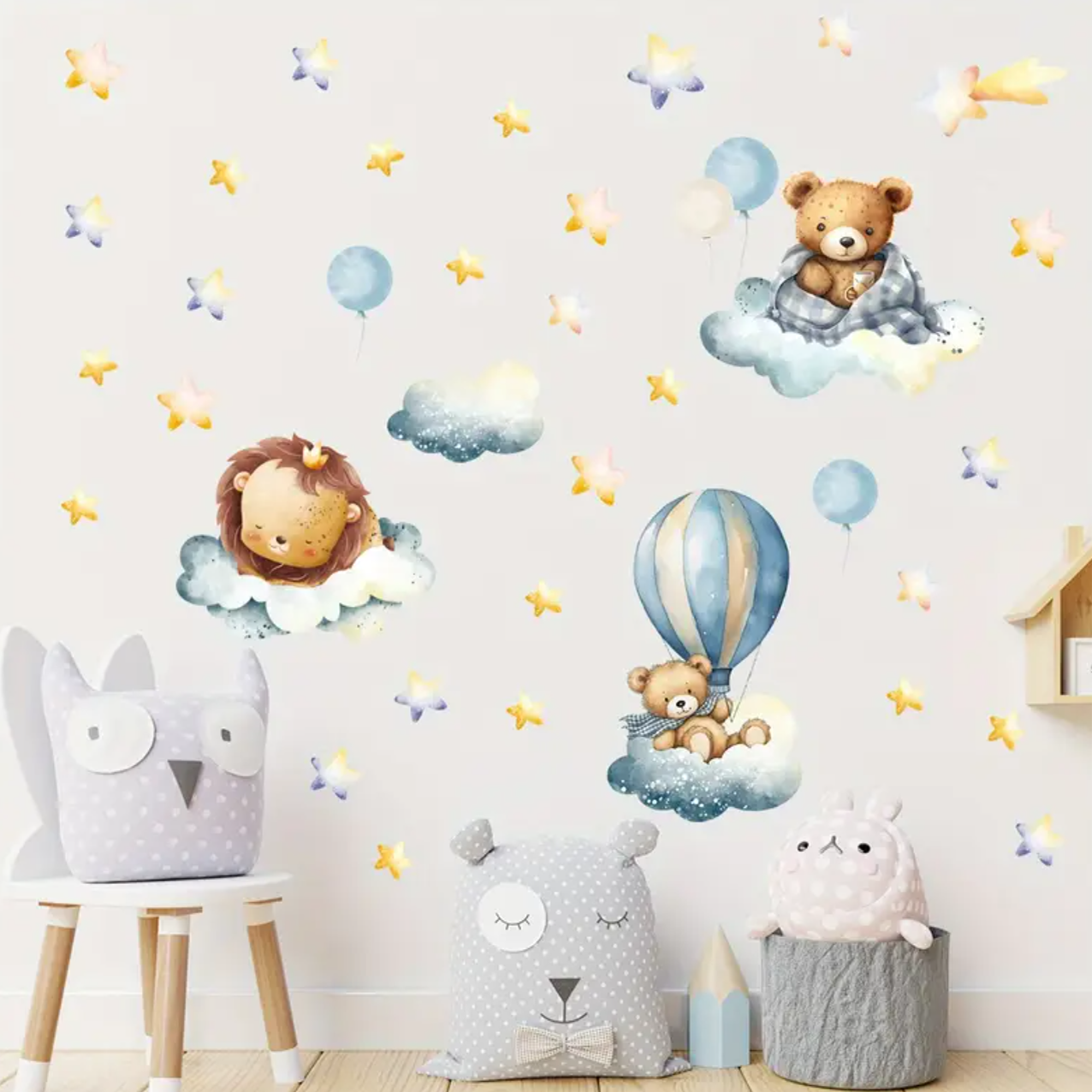 Muursticker 'Leeuw, Beren & Wolken'
