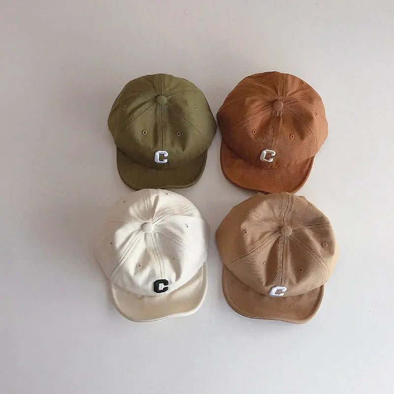 Baseball Cap met 'C' - Karamel detail