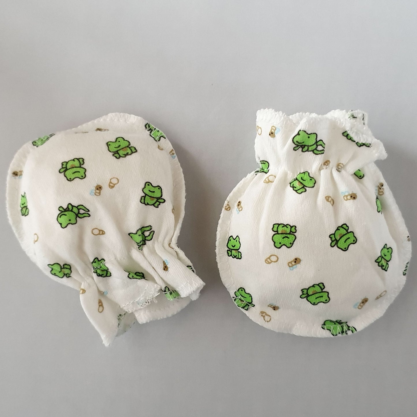Anti krabwantjes met kikkers