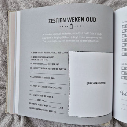 Invulboek 'Mijn Eerste Jaar' (Linnen Kaft)