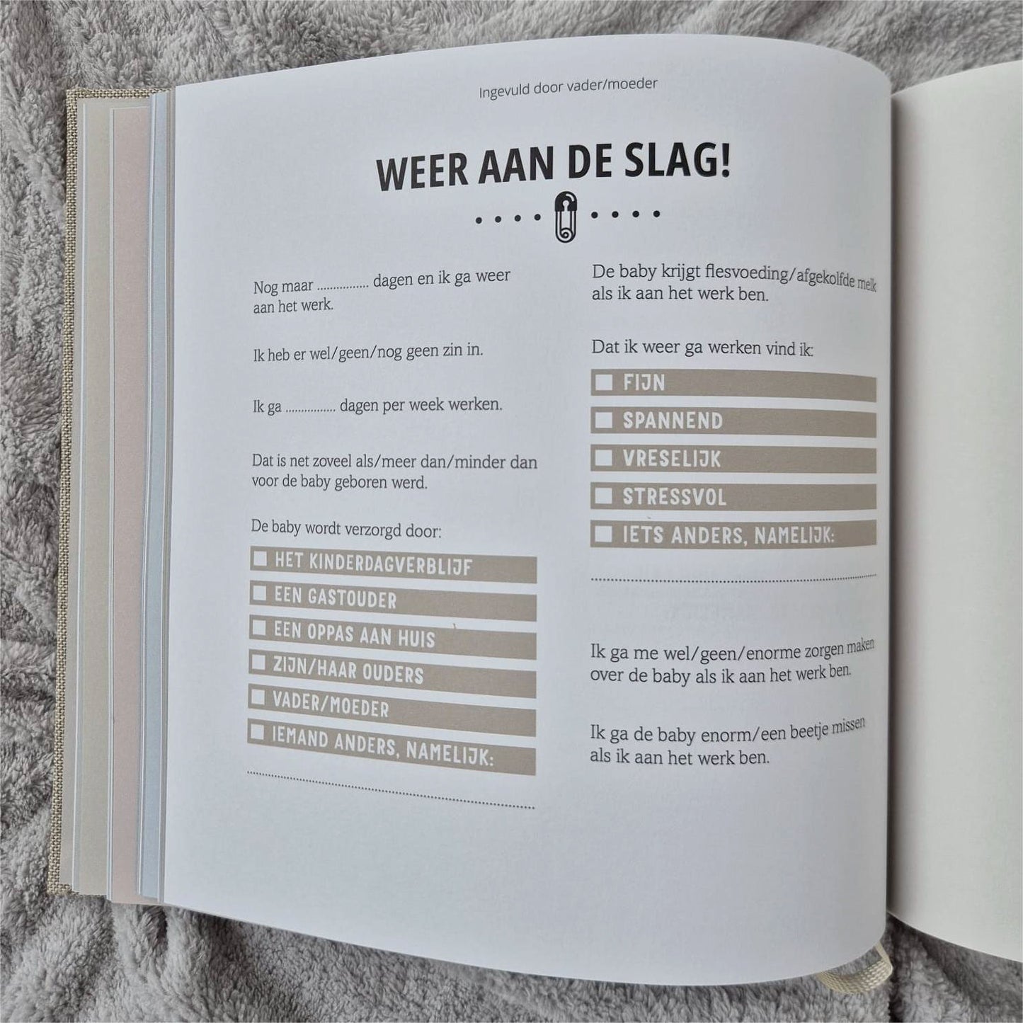 Invulboek 'Mijn Eerste Jaar' (Linnen Kaft)