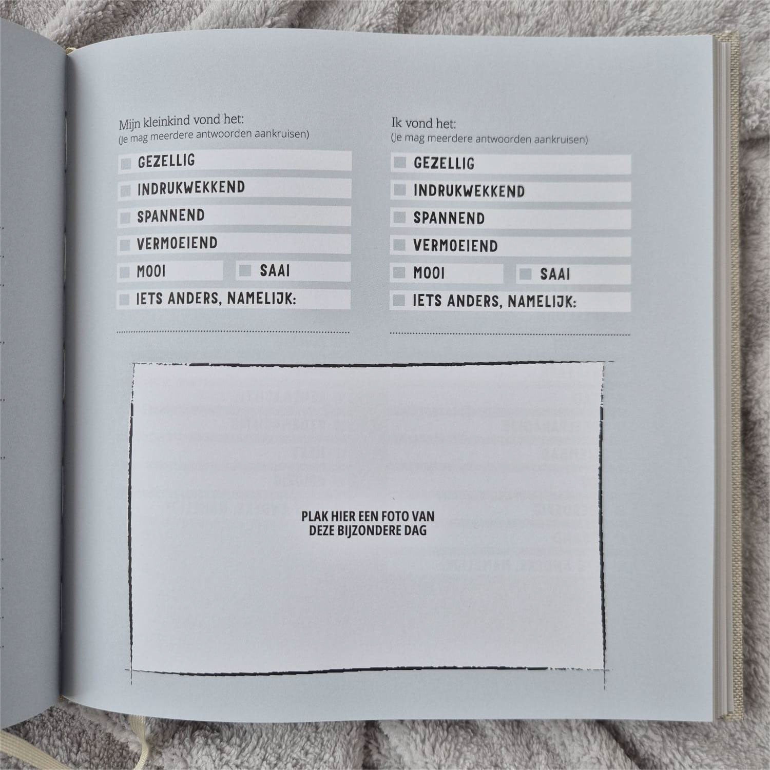 Invulboek 'Speciaal voor mijn Kleinkind' (Linnen Kaft)