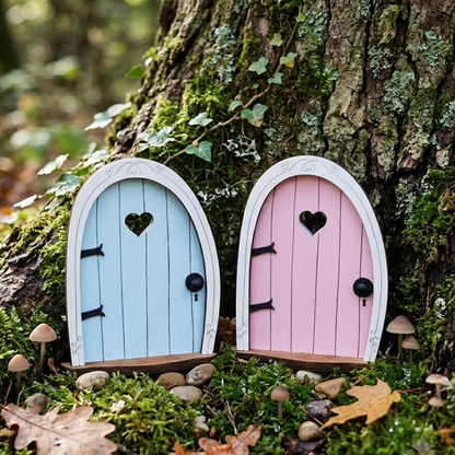 Set: 2 Houten Kabouter Deurtjes