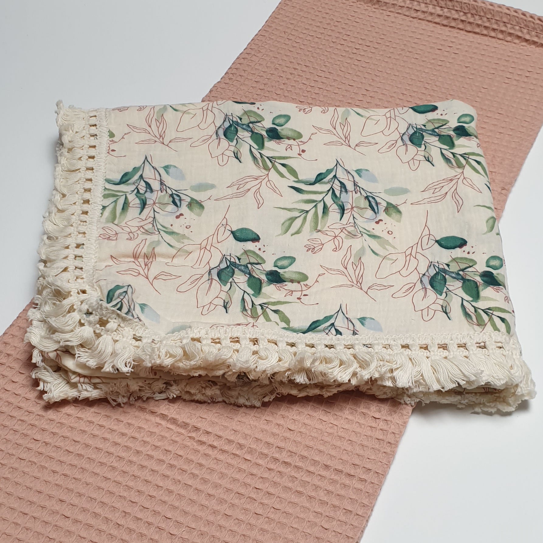 Hydrofiele doek met botanische print en franje